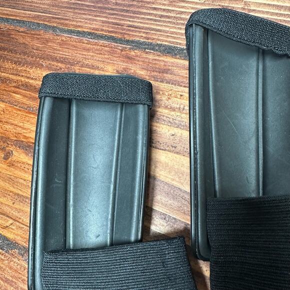 Adidas MLS Kid's Black Soccer Shin Guards - Picture 5 of 8